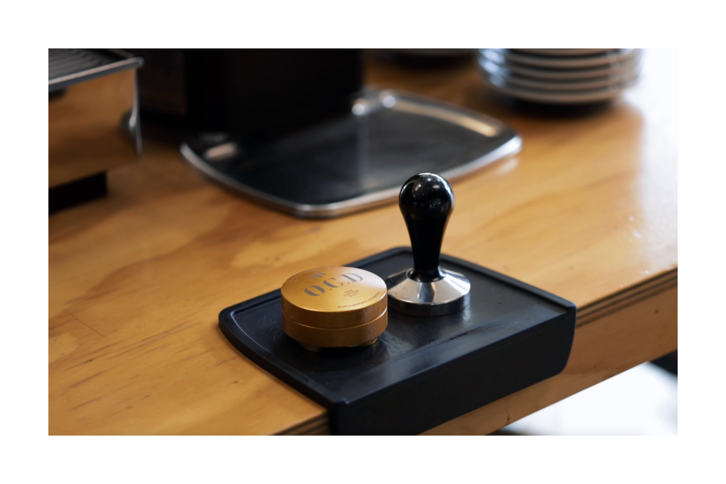 Rocket Cronometro V Giotto & Eureka Mignon Specialita grinder (black) package